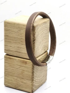 Kožený náramek UNISEX 0,8 mm hnědý