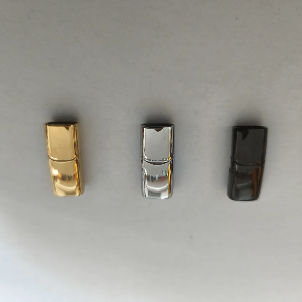 Kožený náramek UNISEX 0,8 mm hnědý